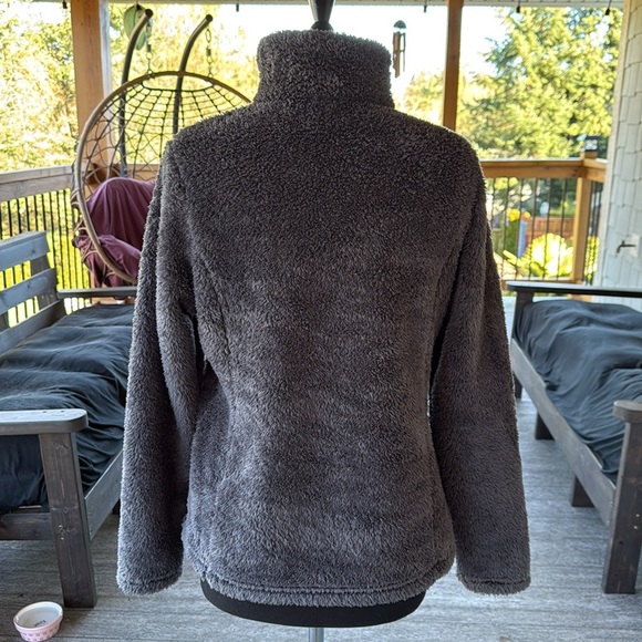 Patagonia| Los Gatos 1/4 Zip Pullover - Picture 7 of 10